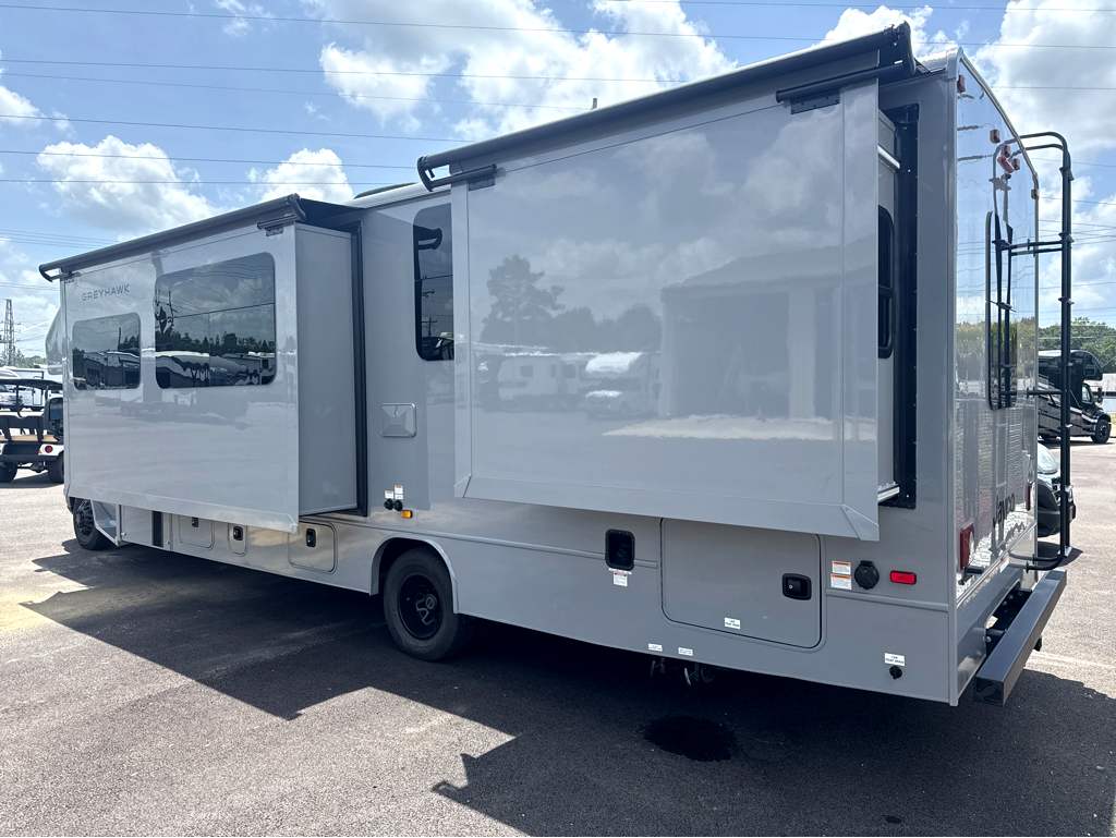 2027 JAYCO GREYHAWK 29MV - Image 3