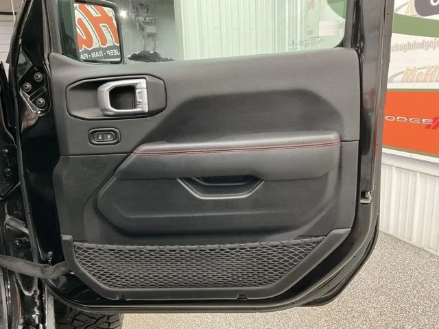 2022 Jeep Wrangler Utility 4D Rubicon 4WD I4 - Image 26