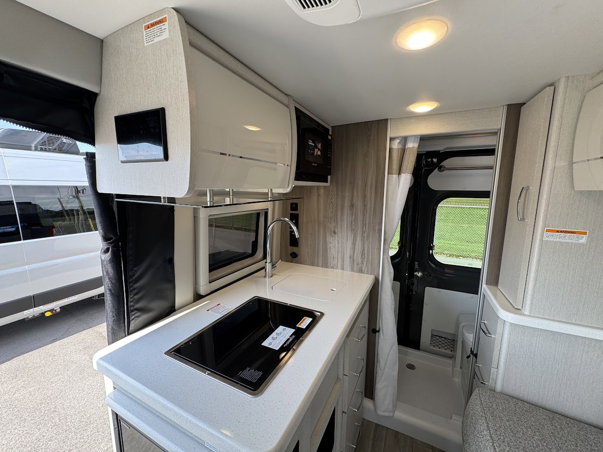2026 THOR MOTOR COACH RIZE 18M - Image 28