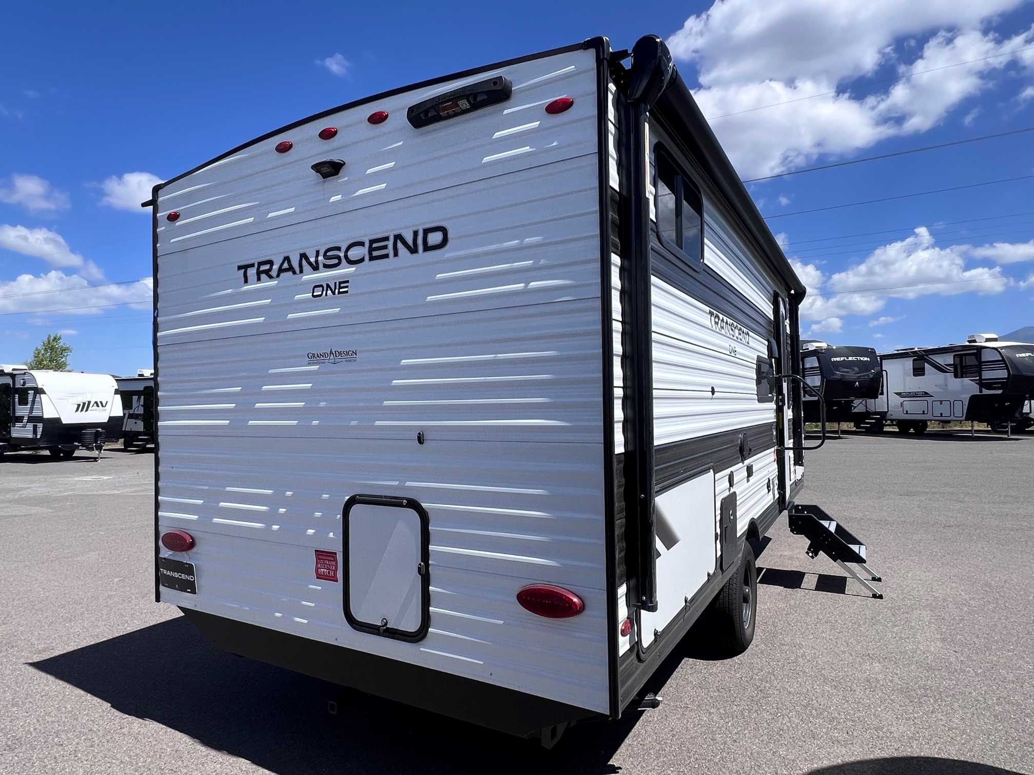 2027 Grand Design Transcend ONE 161BH - Image 5