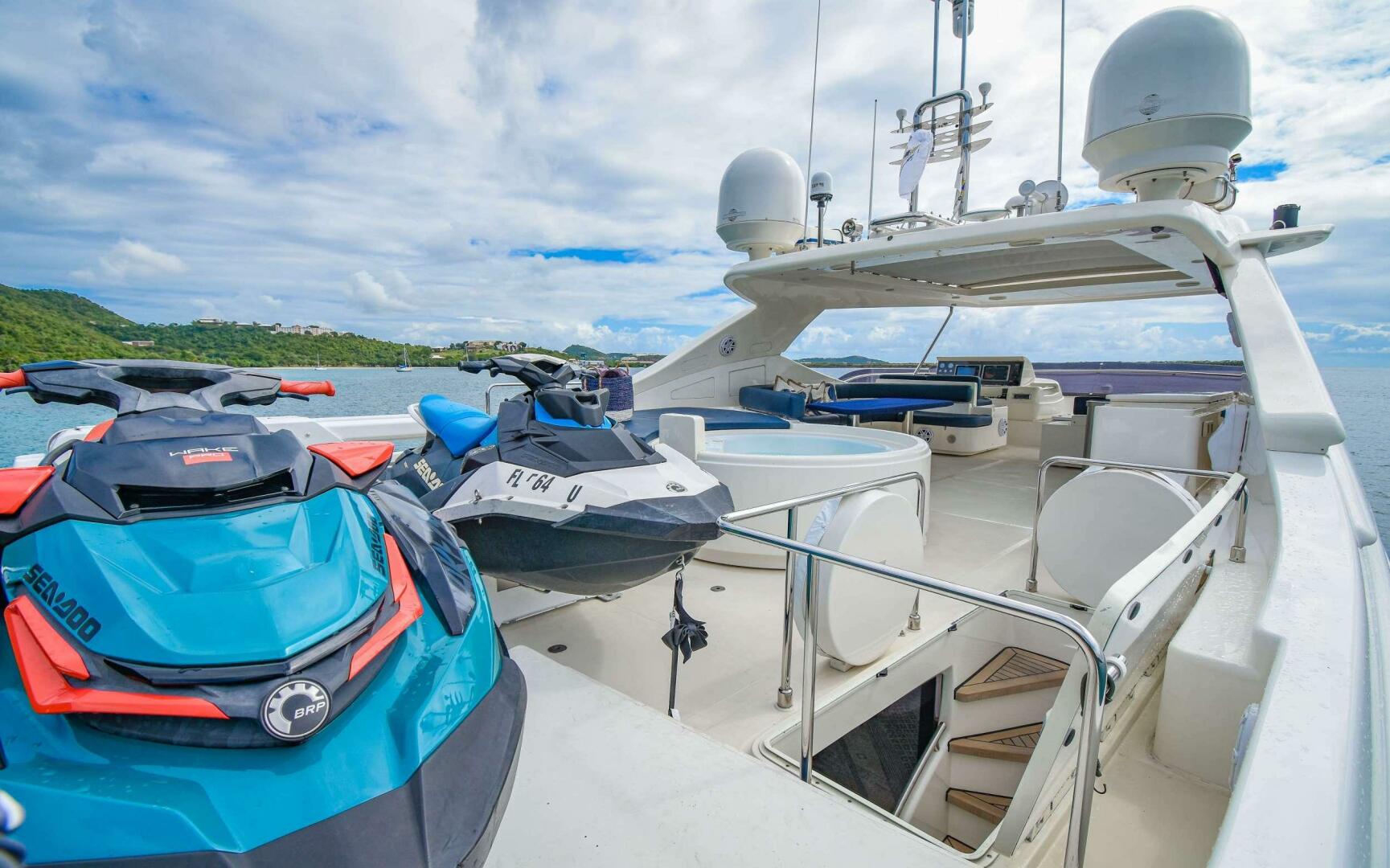 2006 Ferretti Yachts 881 - Image 5