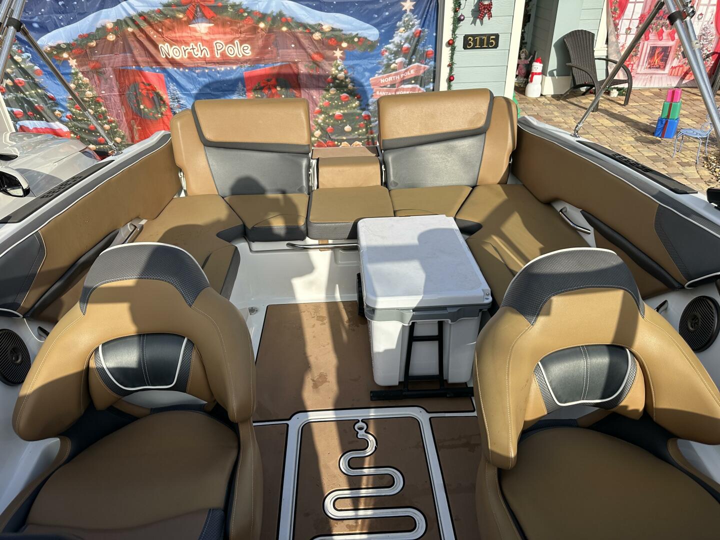 2021 Scarab 215 Base - Image 91