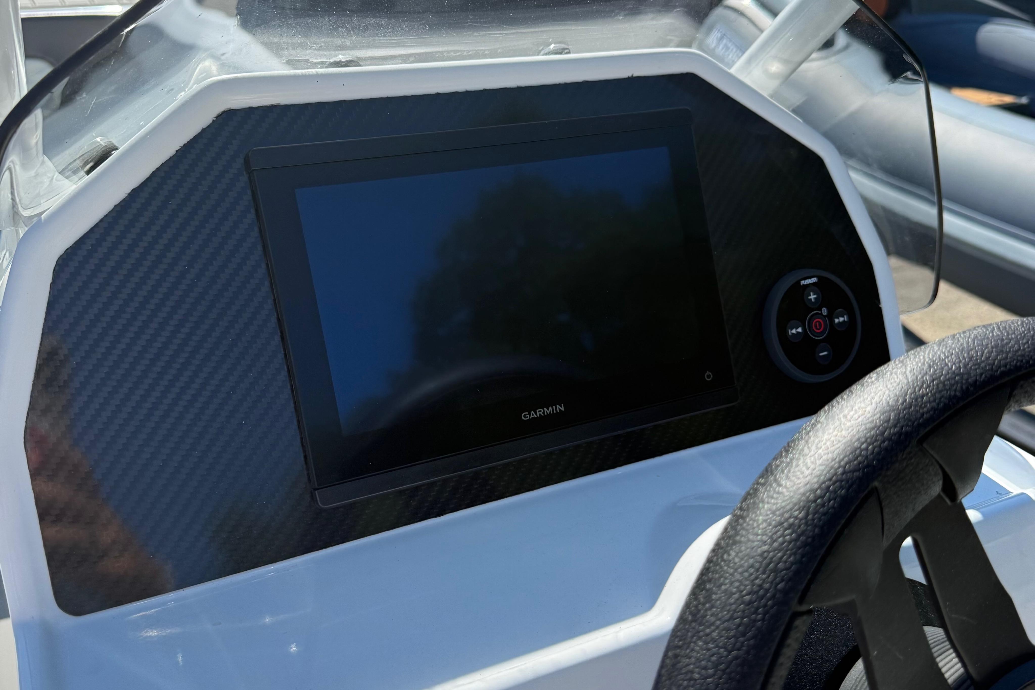 2025 Highfield Sport 420 Standard - Image 22