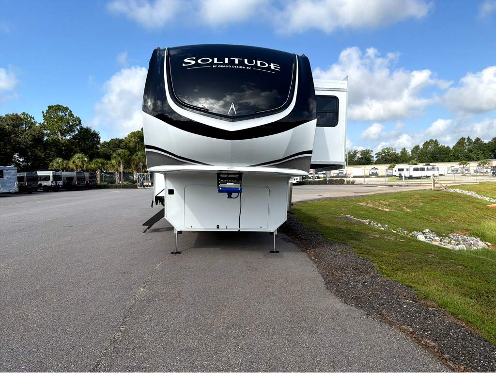 2027 GRAND DESIGN SOLITUDE 310GK - Image 2
