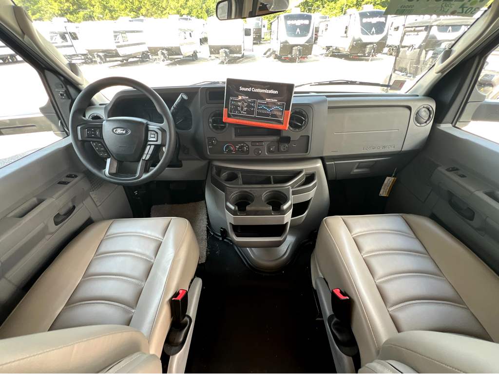 2027 ENTEGRA COACH ODYSSEY 30Z - Image 25