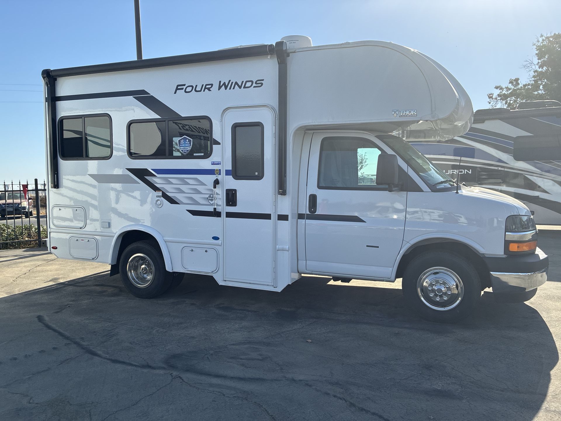 2026 Thor Motor Coach Four Winds Espec 19Z - Image 27