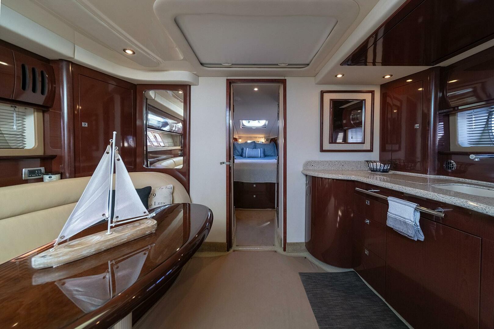 2008 Sea Ray 44 Sundancer - Image 20