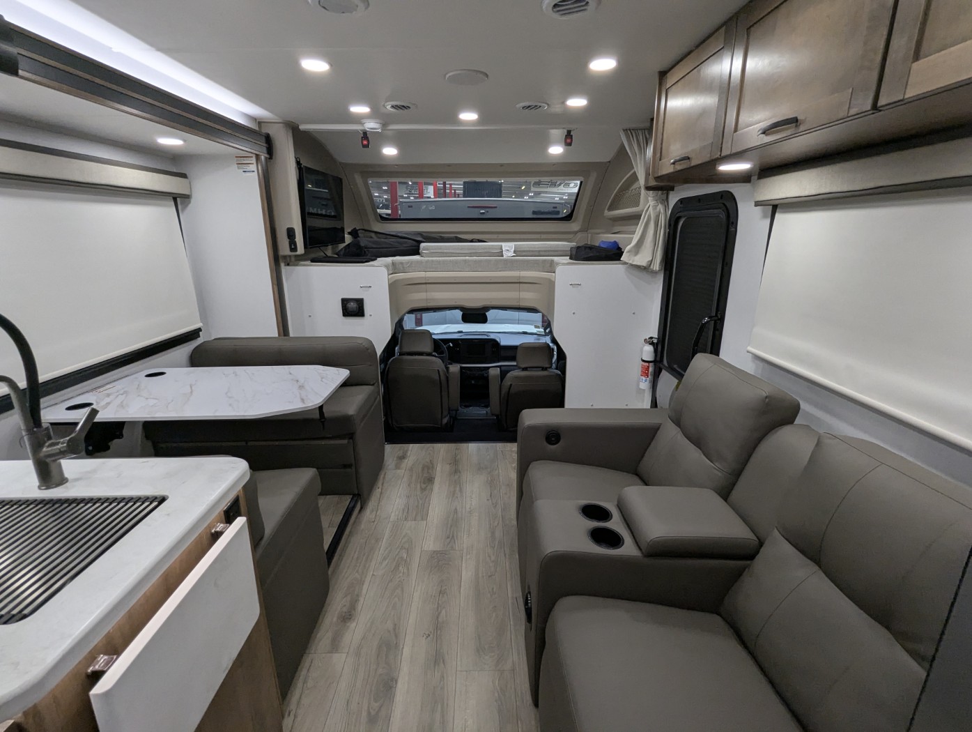 2026 Entegra Coach Esteem XL 32U - Image 36