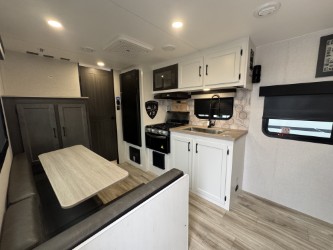 2026 VENTURE RV SPORTTREK STINGER 192VRB - Image 22