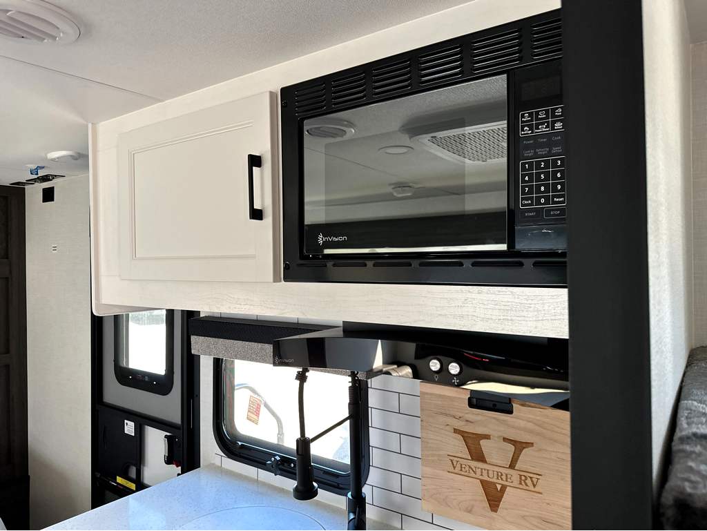 2027 VENTURE RV SPORTTREK STINGER 222VUD - Image 14