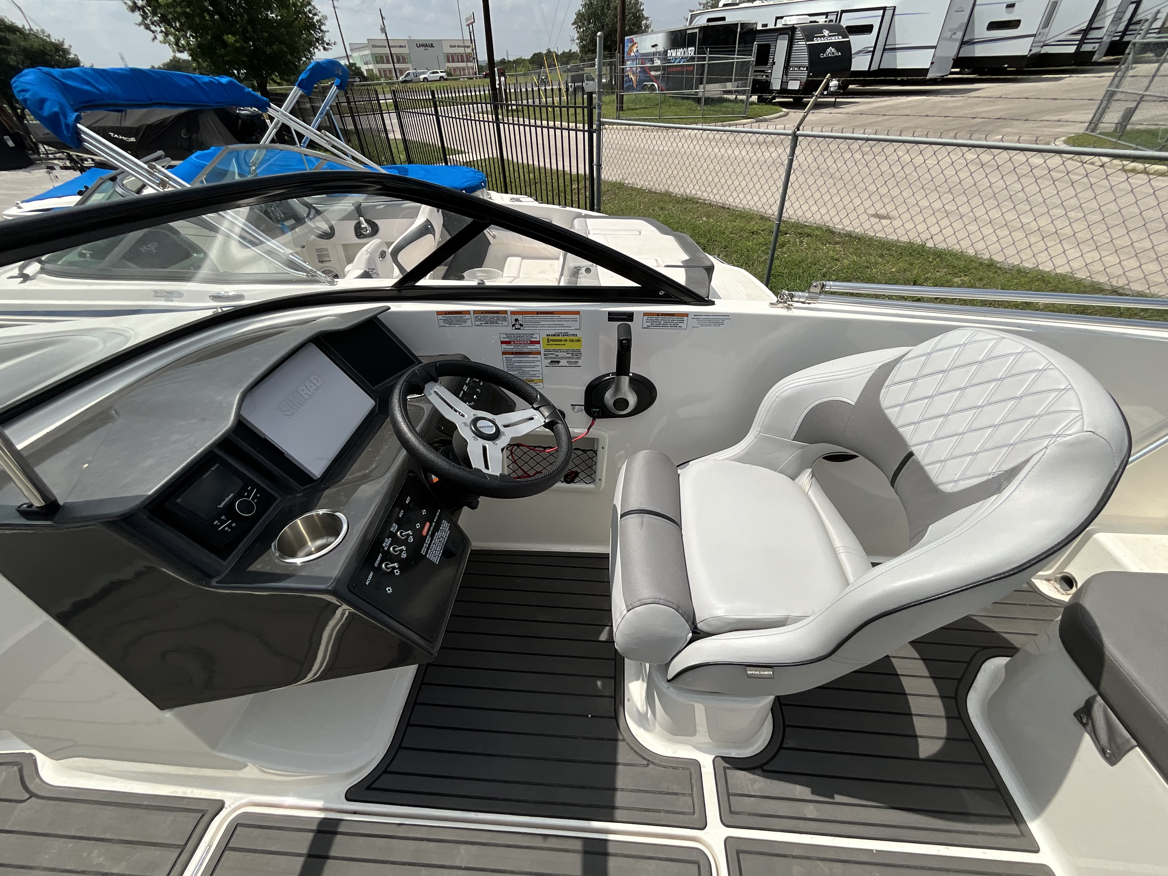 2023 BAYLINER 2023 VR5 - Image 9