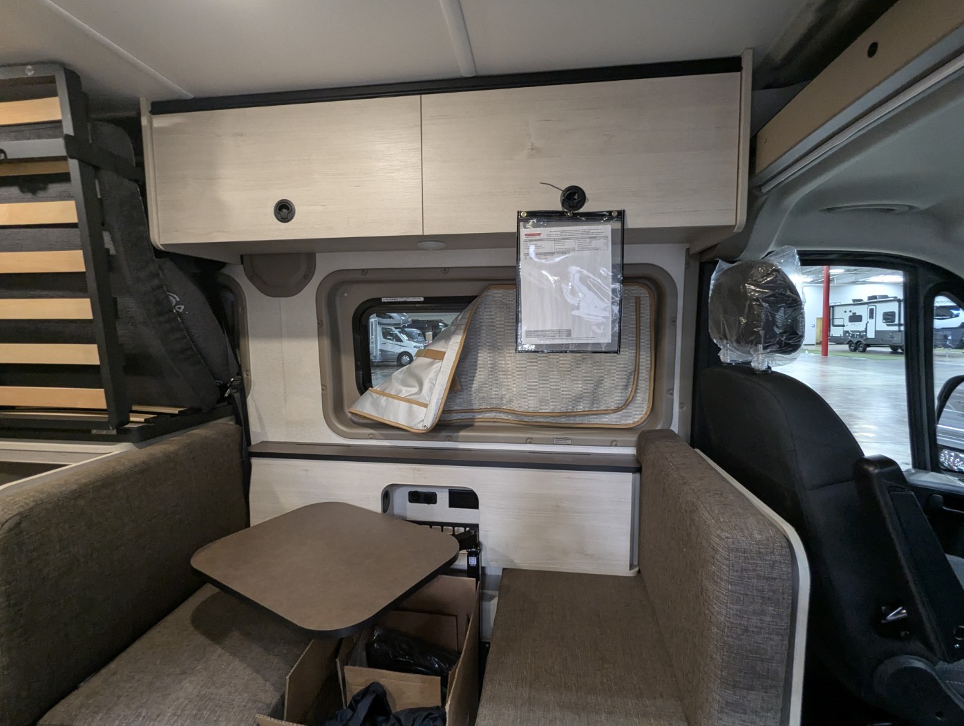 2027 Winnebago Solis Pocket 36A - Image 10