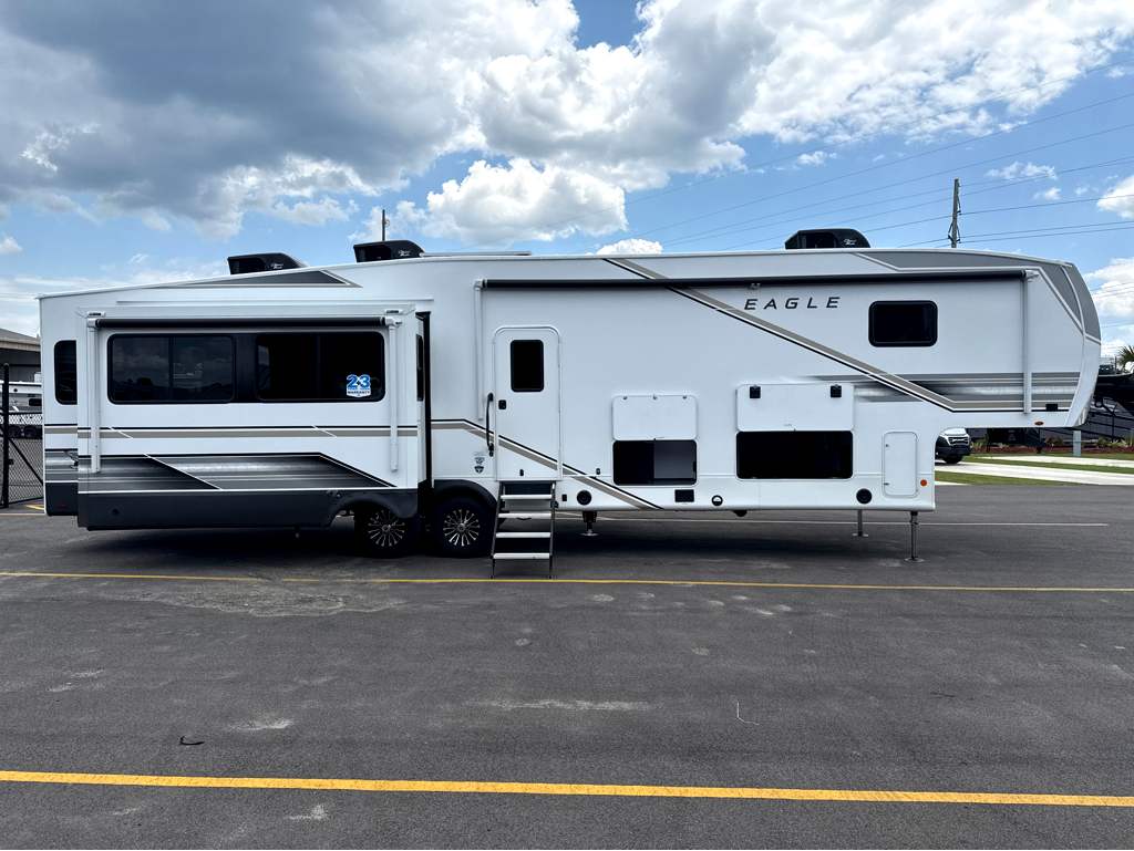 2027 JAYCO EAGLE 355MBQS - Image 10