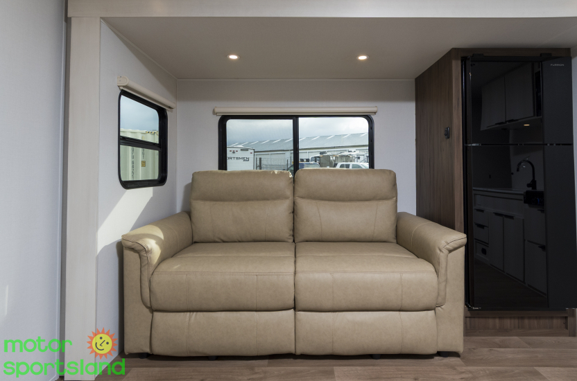 2026 Winnebago Access 25BH - Image 24