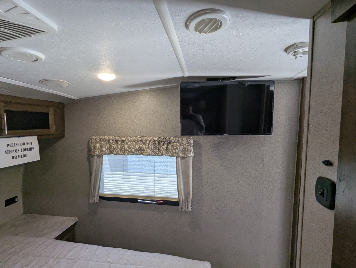2020 Forest River Rockwood Ultra Lite 2650WS - Image 13