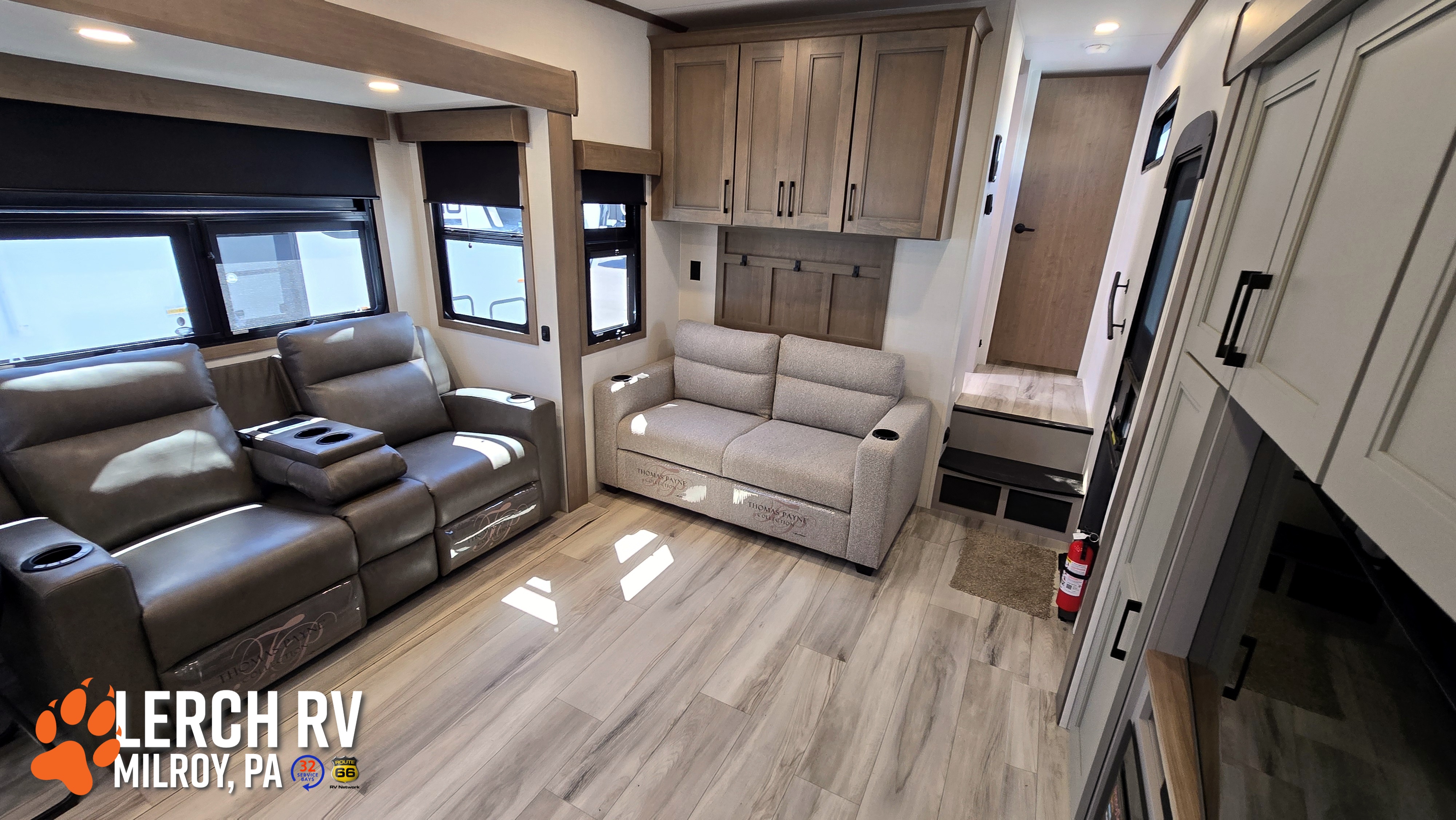 2026 KZ RV Durango HT D256RKT - Image 32