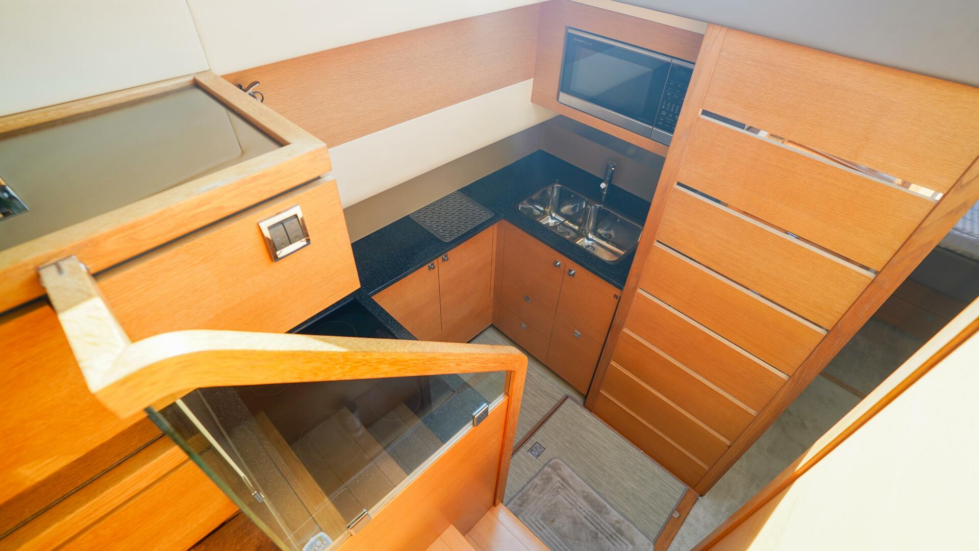 2009 Fairline - Image 24