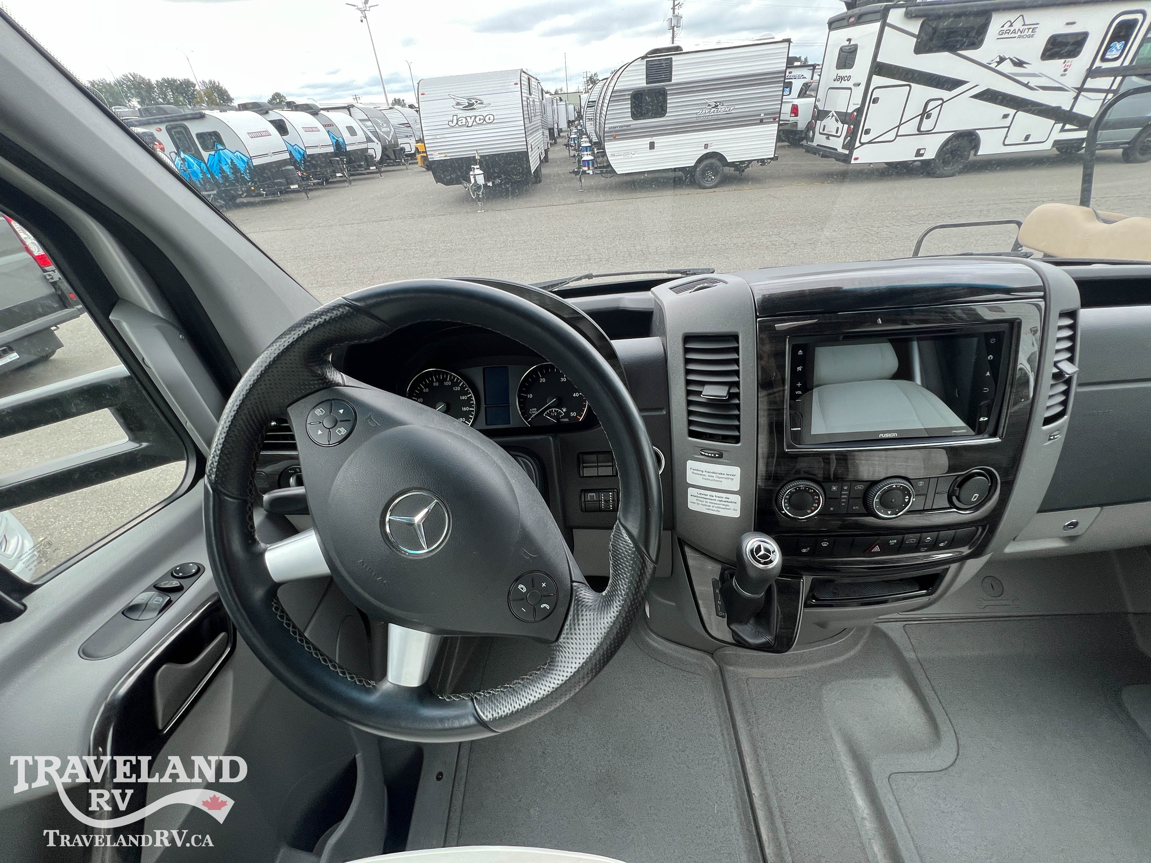 2019 Airstream Atlas Murphy Suite - Image 12