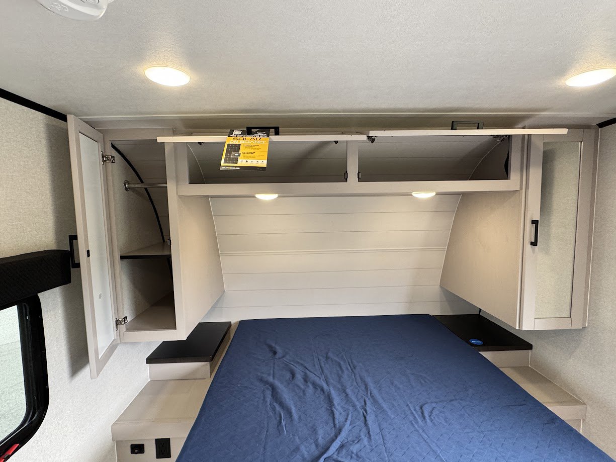 2026 JAYCO JAY FEATHER AIR 18FBS - Image 13