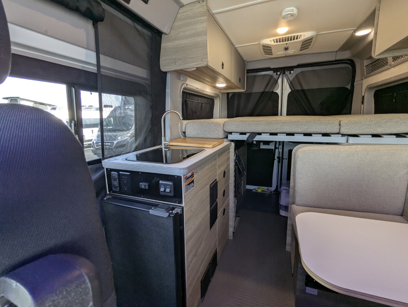 2024 Winnebago Solis Pocket 36A - Image 23