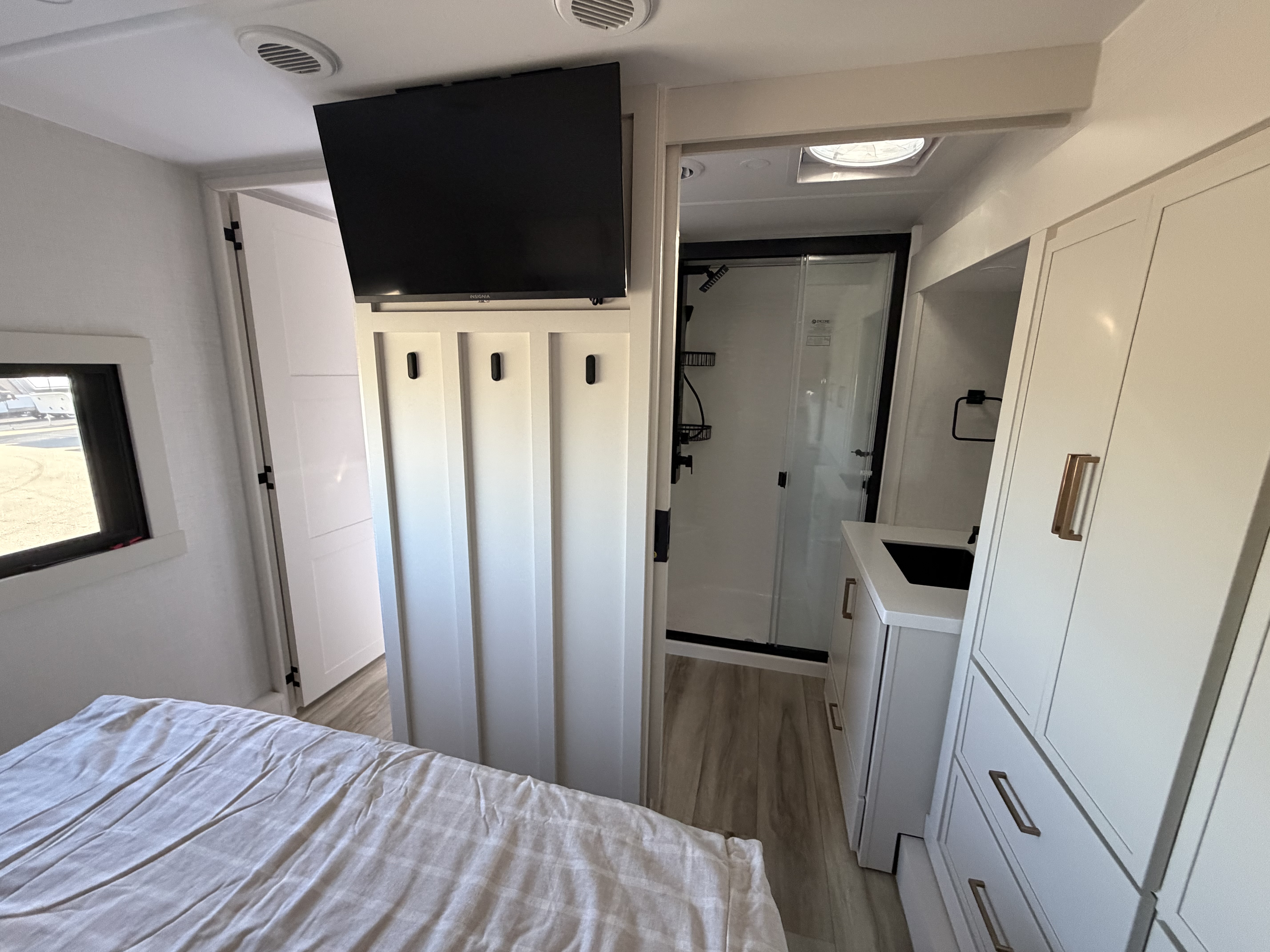 2027 Brinkley RV Model Z 2900 - Image 16