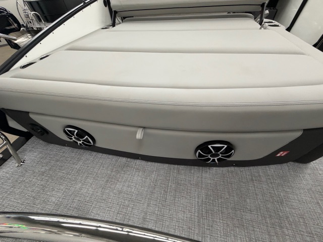 2026 HARRIS SUNLINER 230 SLE - Image 38