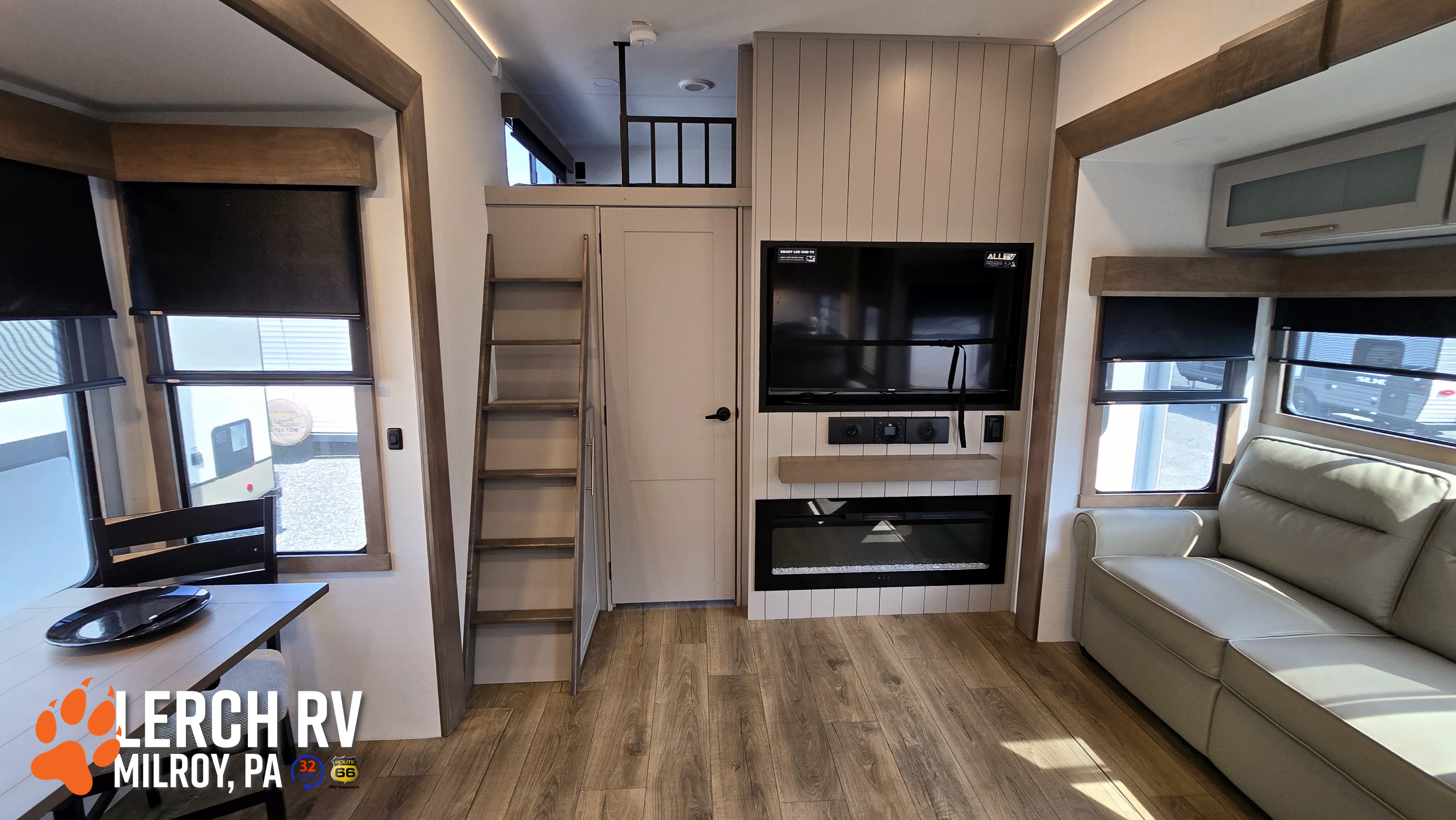 2025 Alliance RV Paradigm 395DS - Image 46