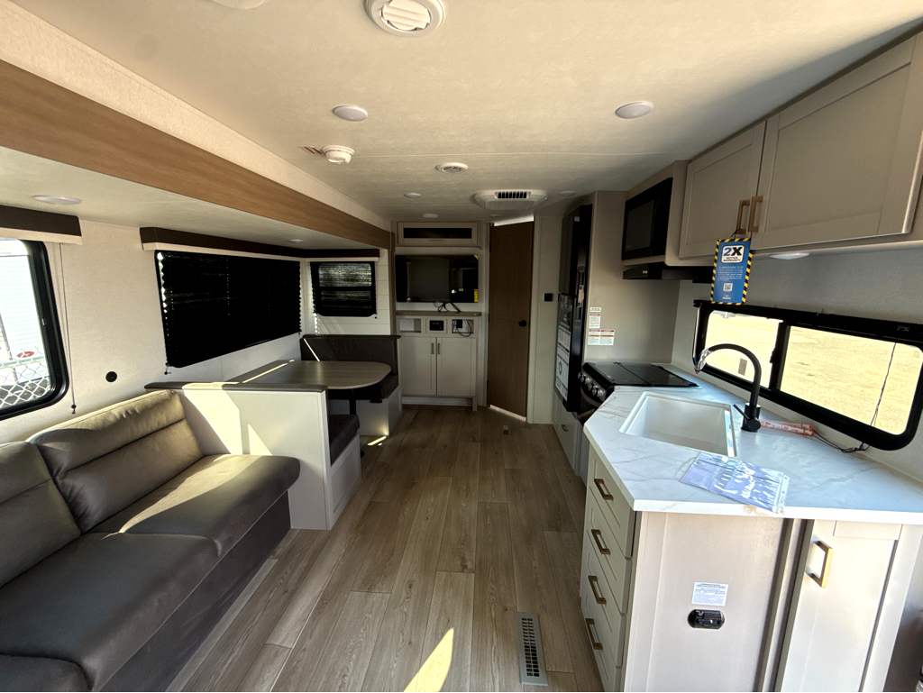 2027 JAYCO JAY FLIGHT 262RLS - Image 5