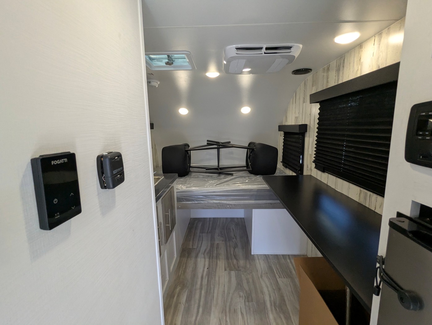 2025 Travel Lite Rove Lite 16RE - Image 13