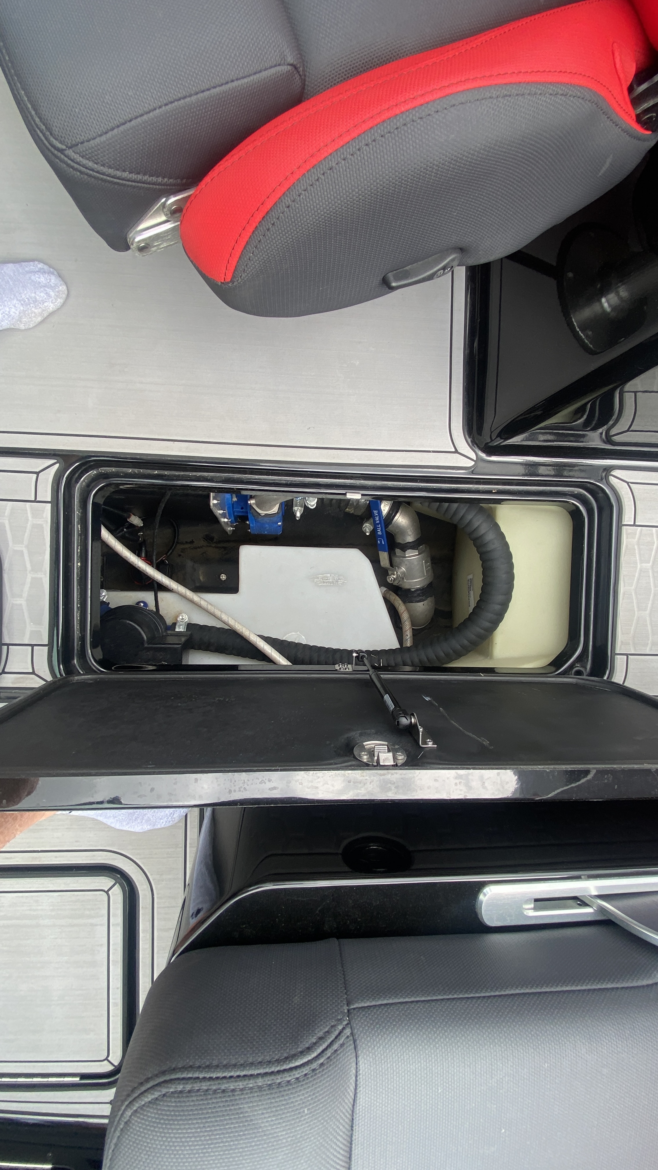 2021 MasterCraft X26 - Image 34