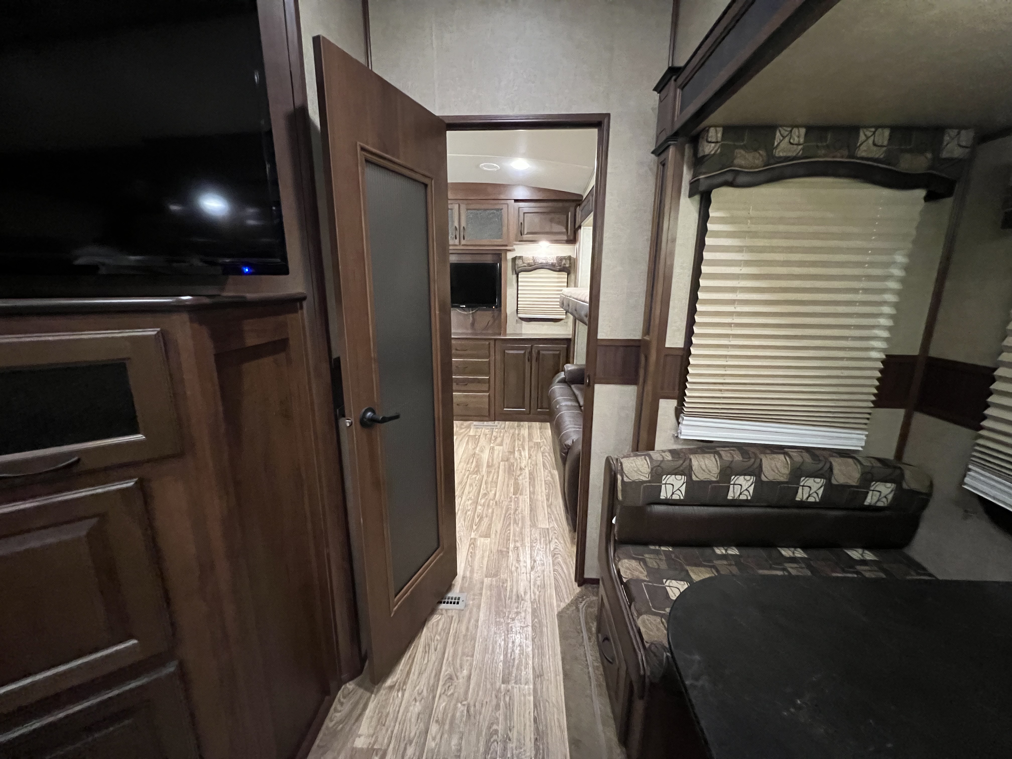2015 Jayco Eagle Premier 375BHFS - Image 18