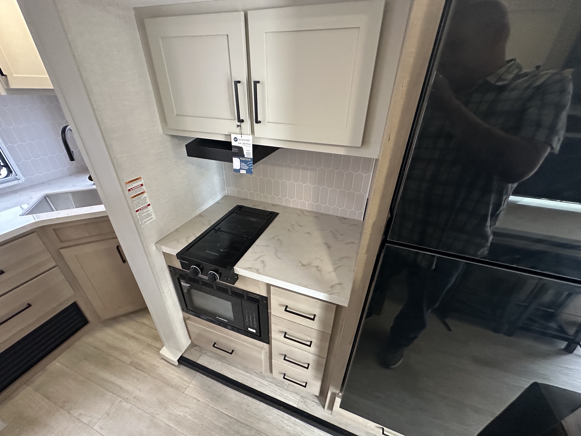 2027 Ember RV Touring Edition 2300MLL - Image 13