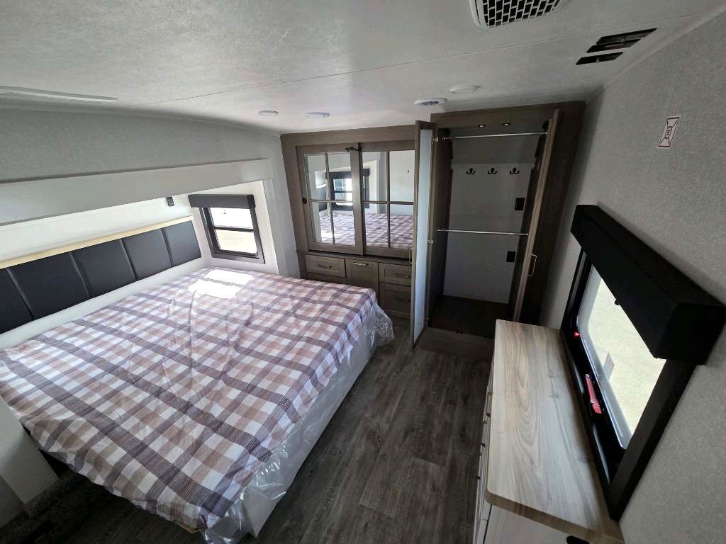 2026 JAYCO EAGLE 321RSTS - Image 24