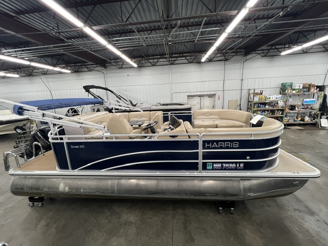 2015 HARRIS CRUISER CS 200 - Image 4