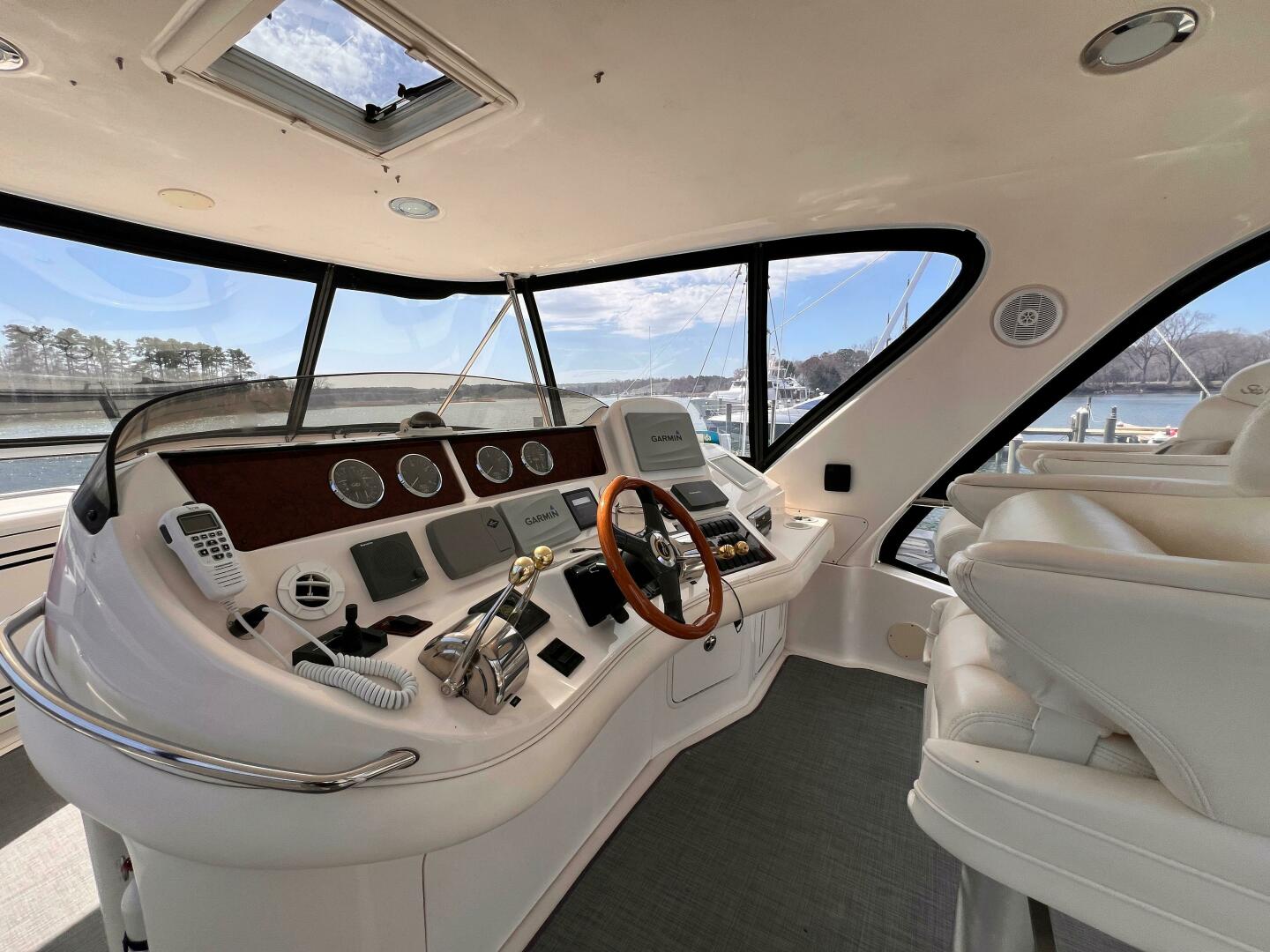 2004 Sea Ray 480 Sedan Bridge - Image 35