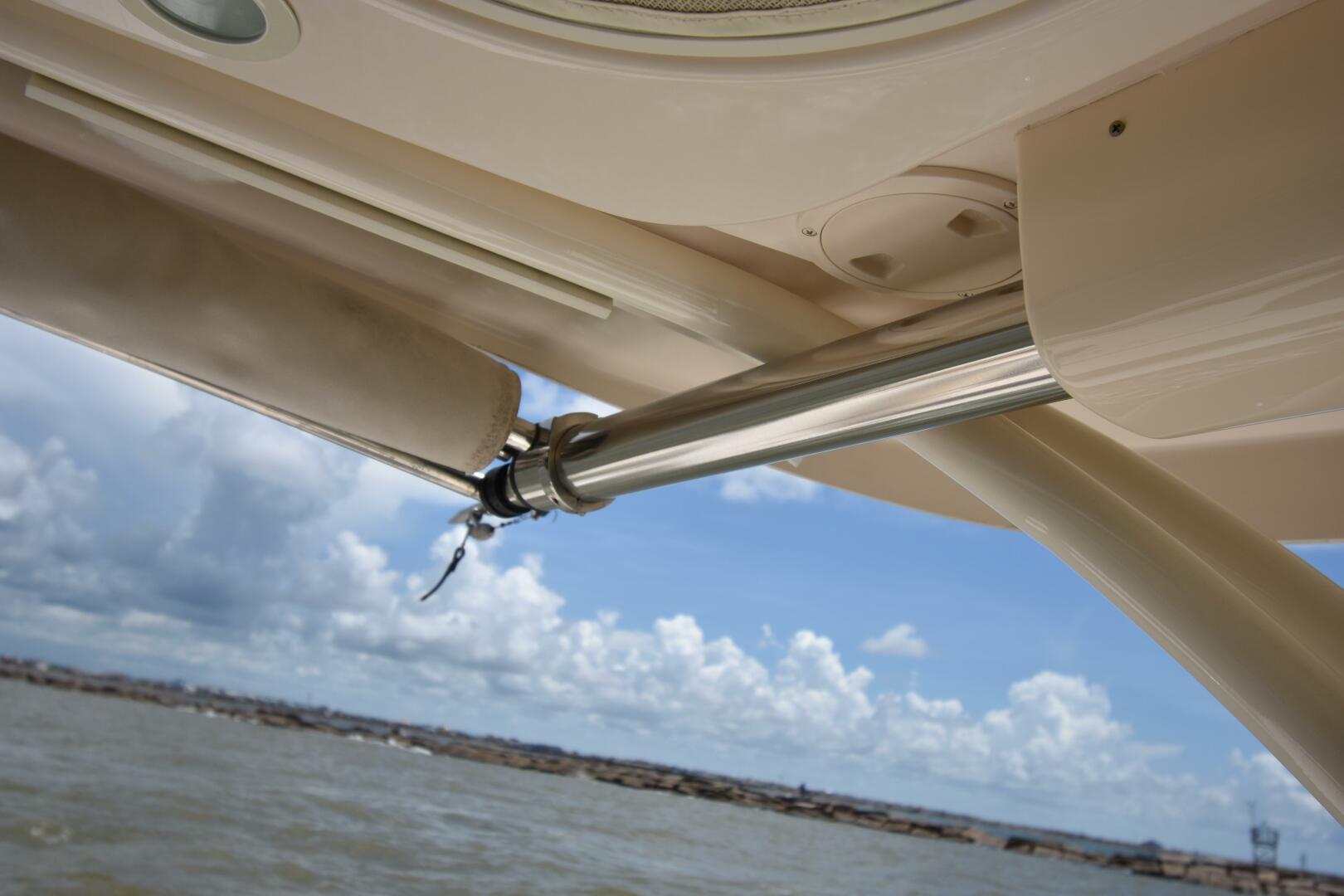 2016 Grady-White 330 Express - Image 48