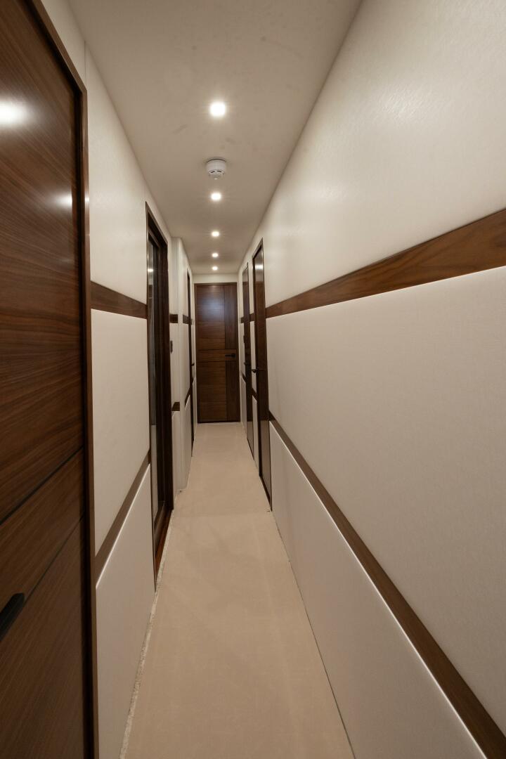 2025 Viking 82 Convertible - Image 16