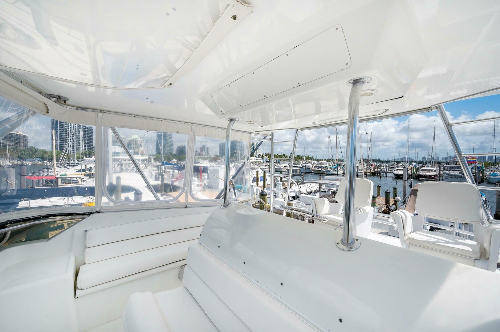 1992 Hatteras 50 Convertible - Image 15