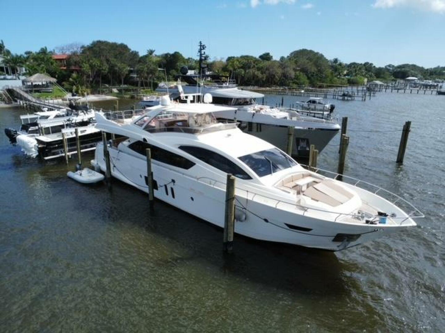 2009 Astondoa 95 GLX - Image 12