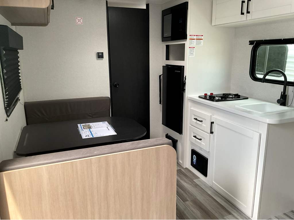 2026 JAYCO Jay Flight SLX 170 FQ - Image 30