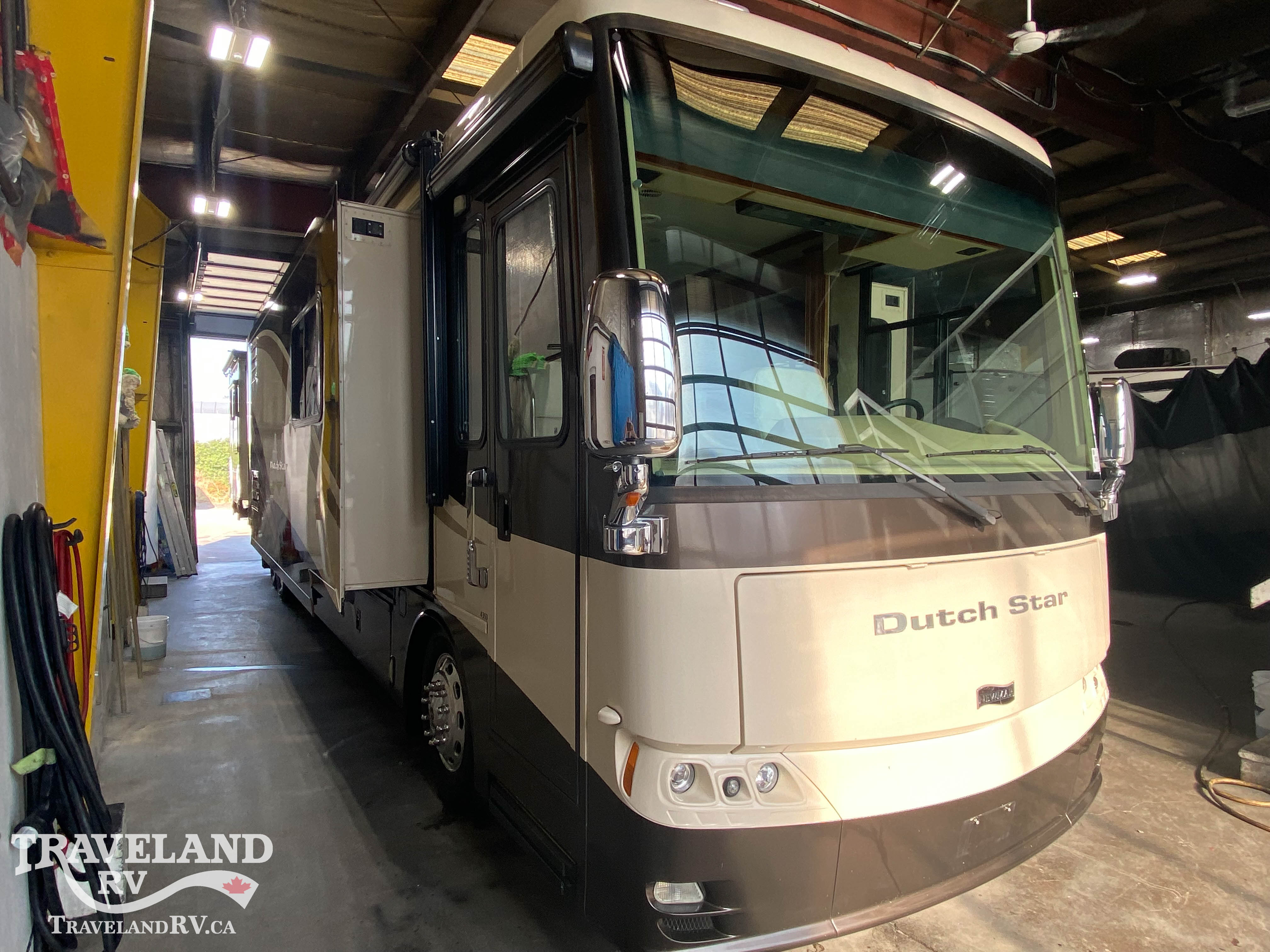 2011 NEWMAR DUTCHSTAR 4353 - Image 1