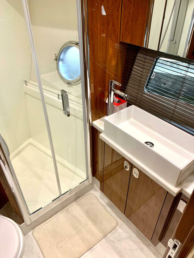 2016 Sunseeker Manhattan 65 - Image 20