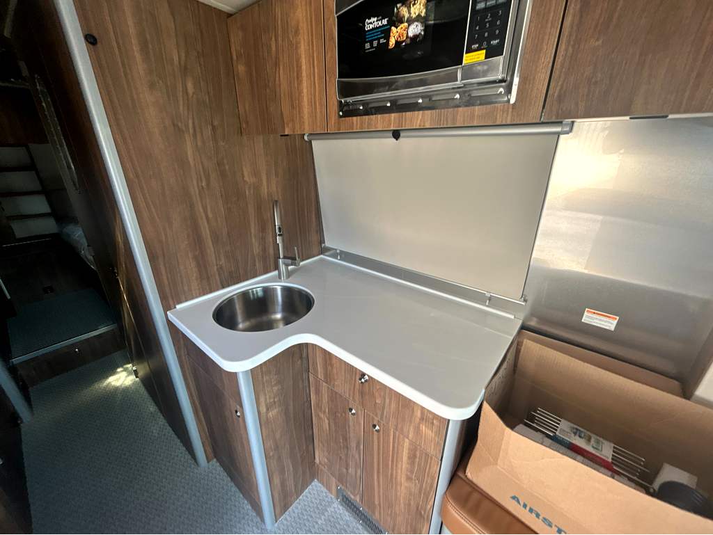 2027 AIRSTREAM ATLAS 25RT - Image 15