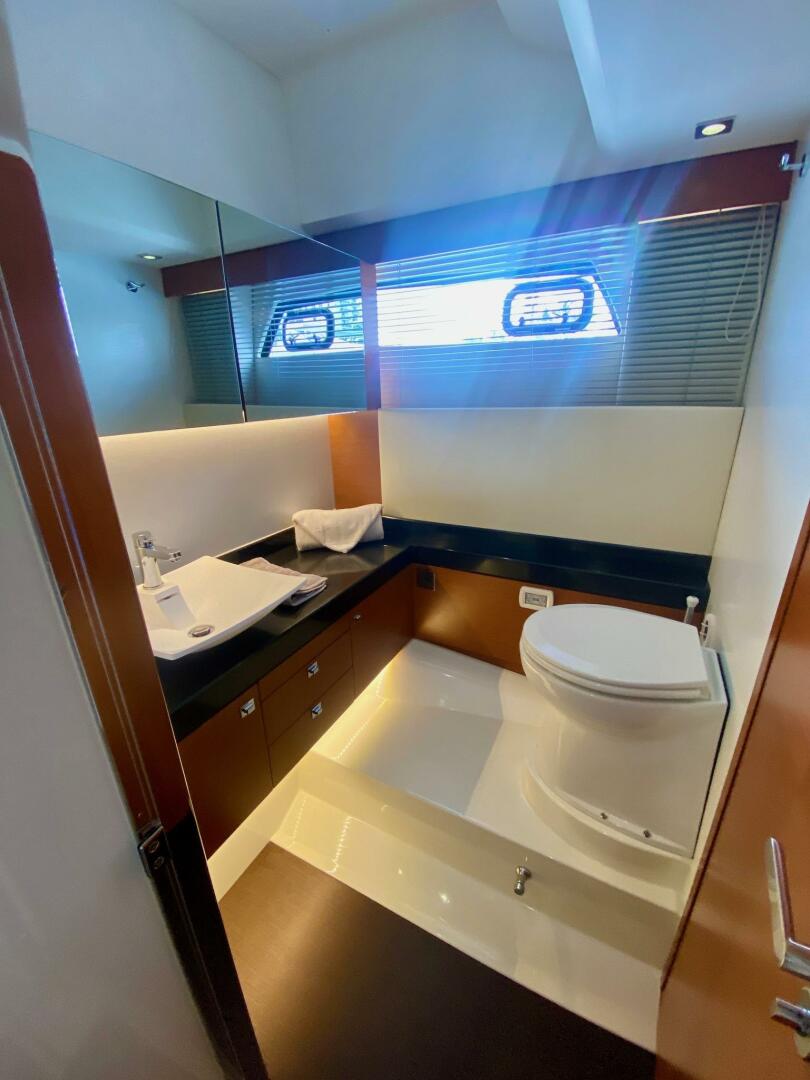 2015 Prestige 500 - Image 84
