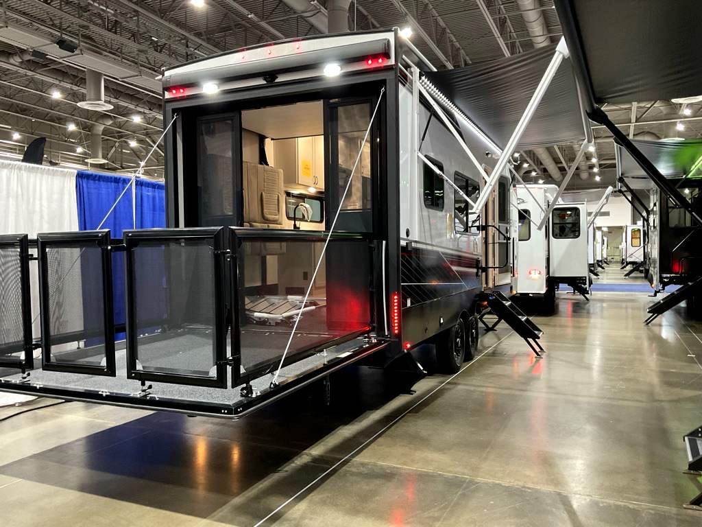 2026 JAYCO SEISMIC 214 - Image 4