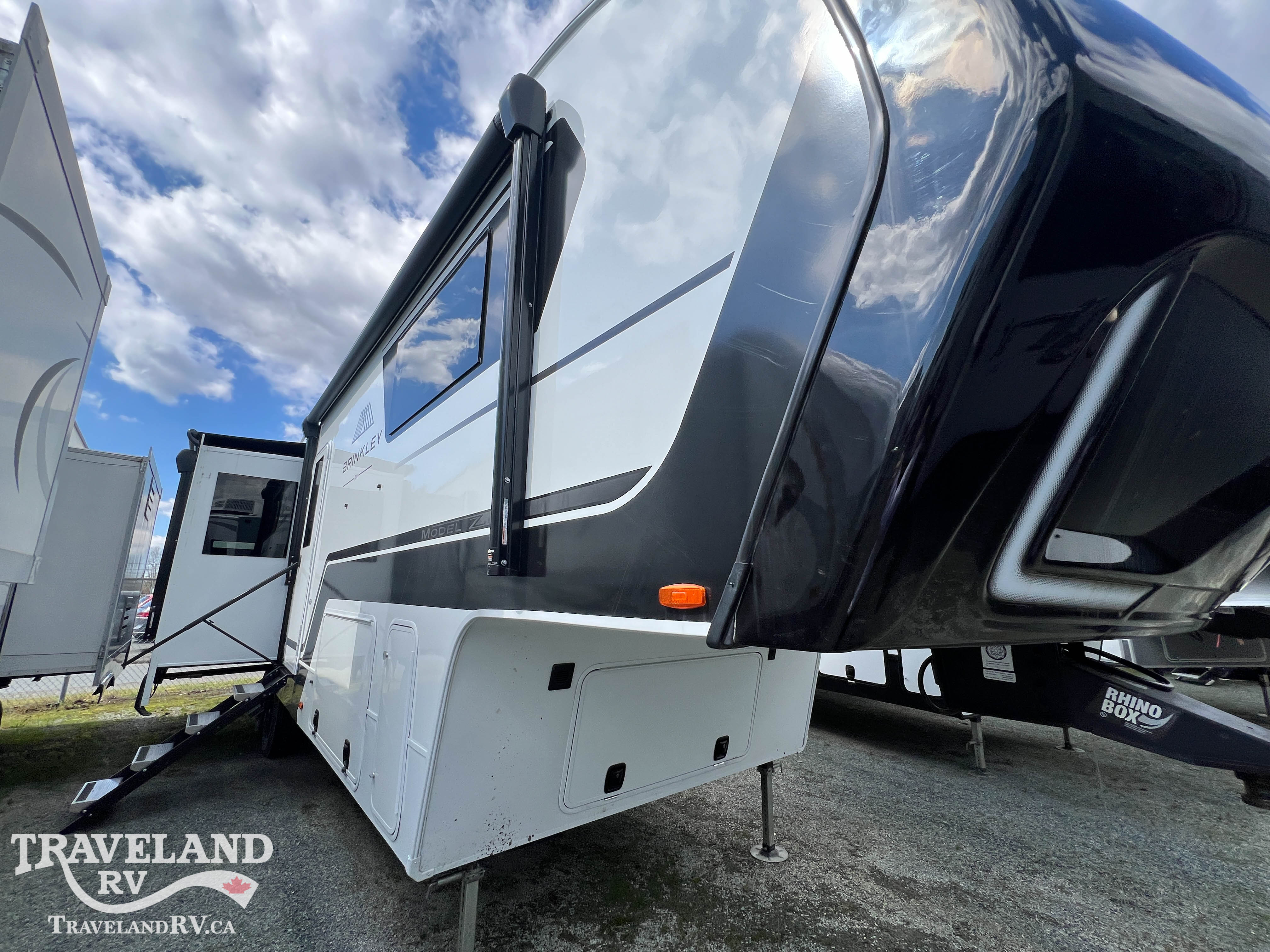 2024 Brinkley RV Model Z 3100 - Image 1