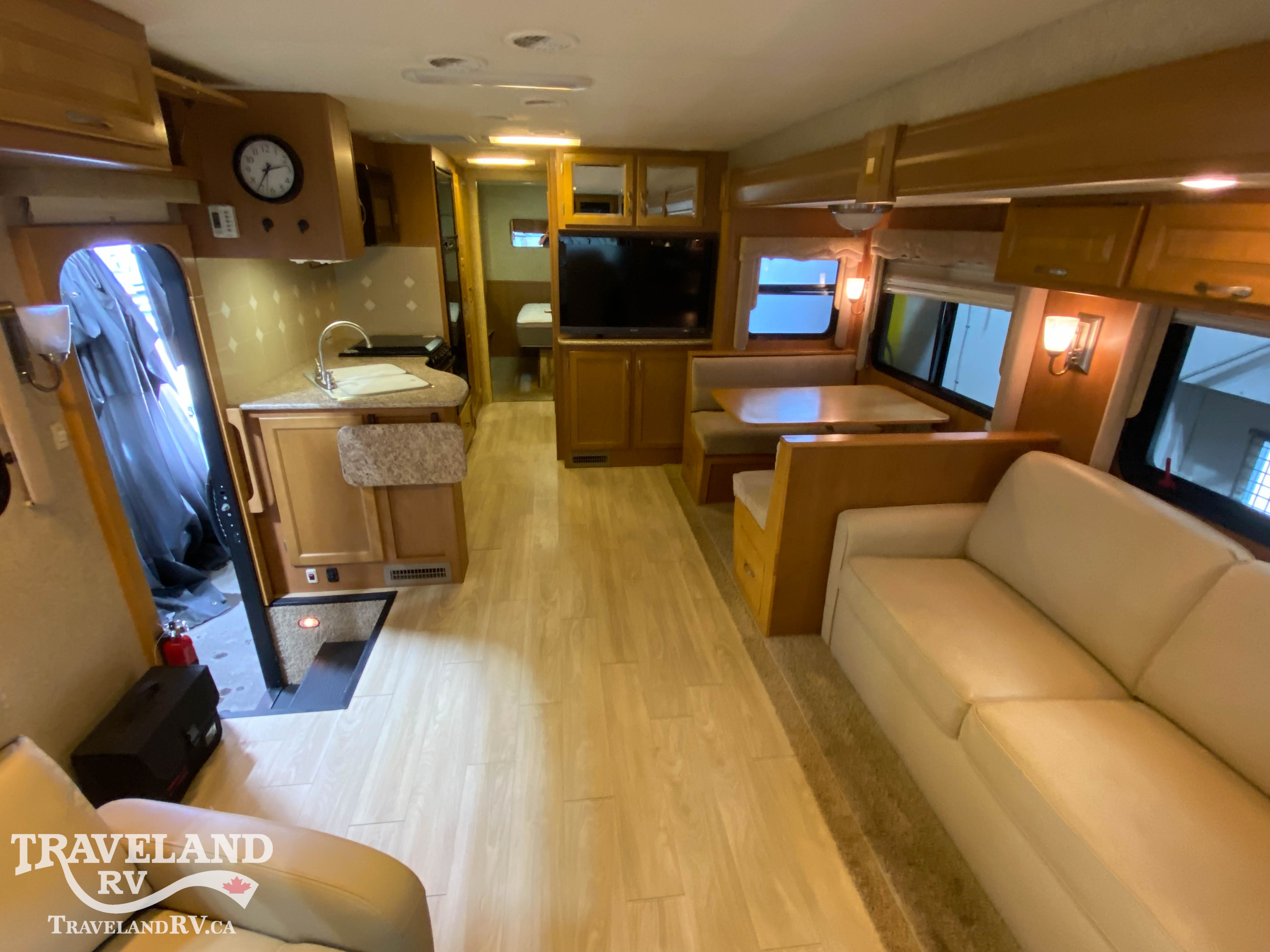 2011 NEWMAR BAYSTAR 3302 - Image 11