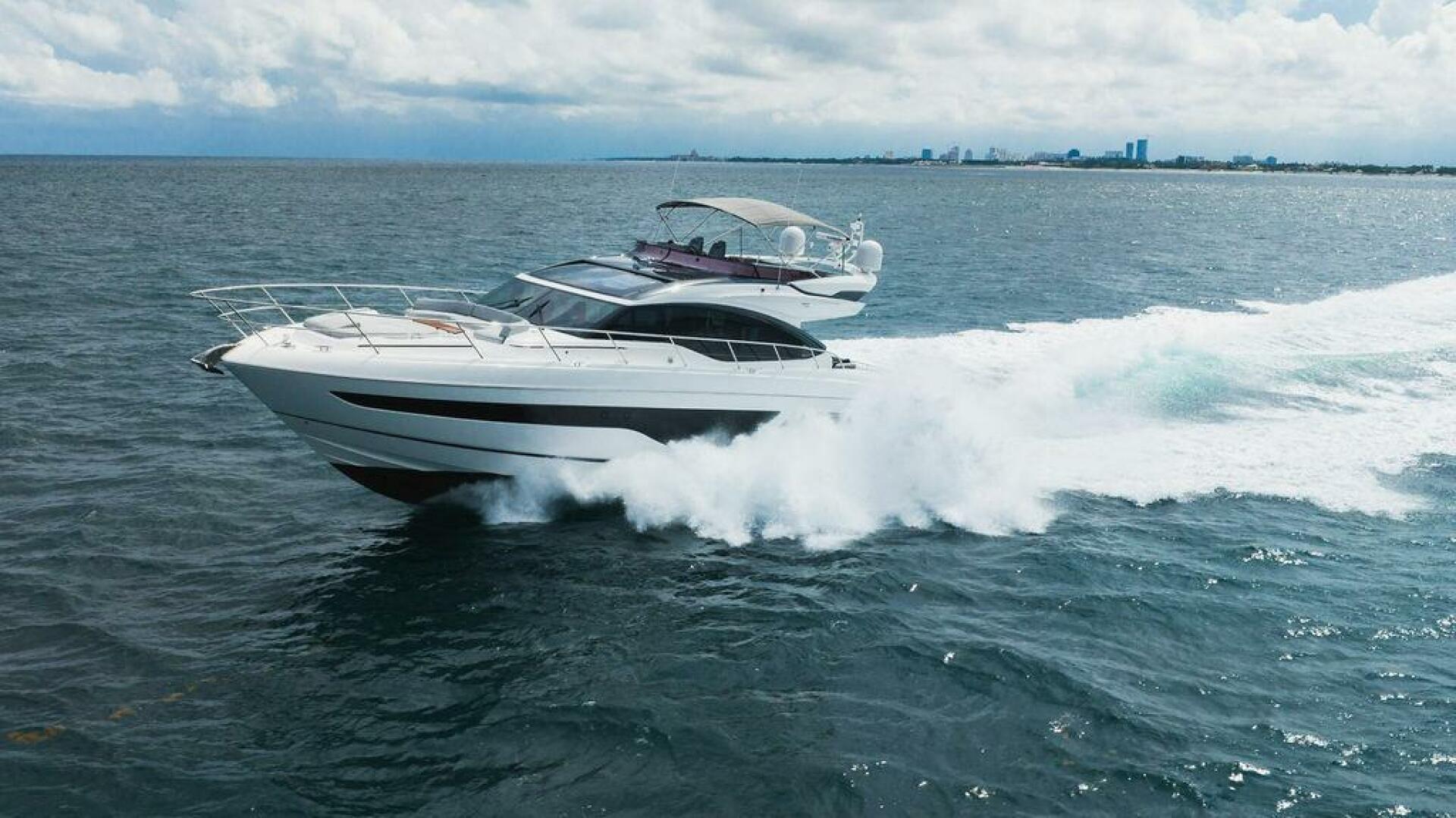 2022 Princess S66 - Image 5