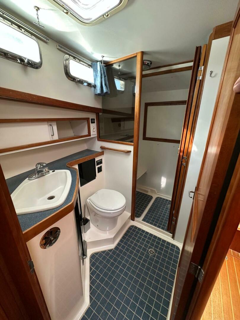 1997 Sabre SABRELINE 474 Trawler - Image 15