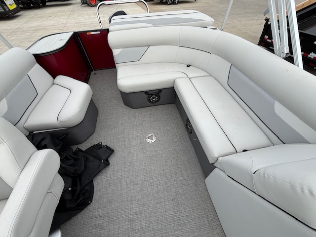 2022 CREST CLASSIC LX 220L - Image 12